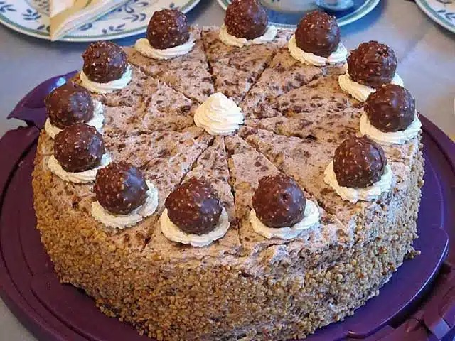 Rețetă Tort Ferrero Rocher