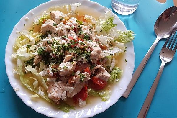 Supă mexicană de pui cu salată