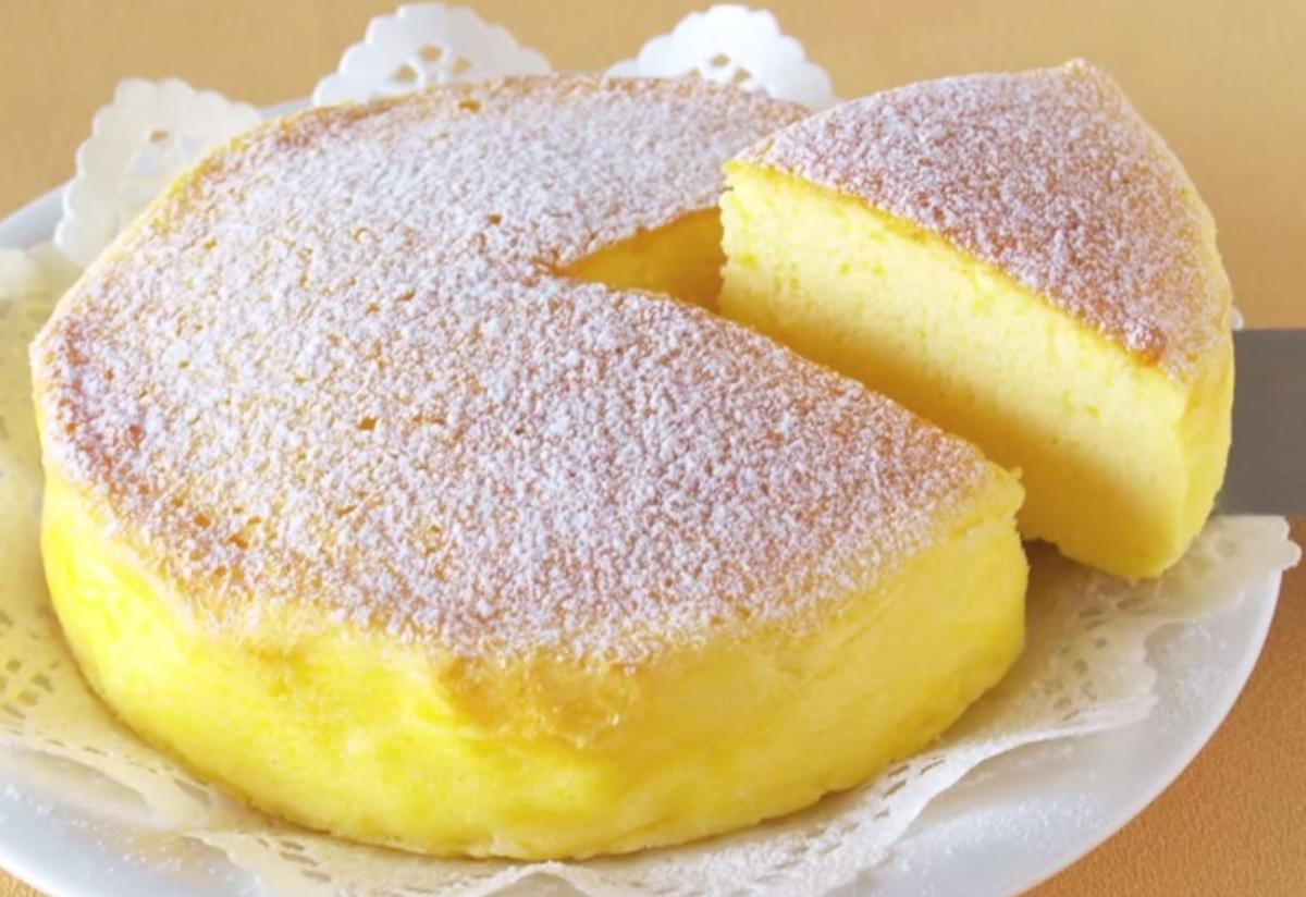 Un cheesecake japonez din doar 3 ingrediente