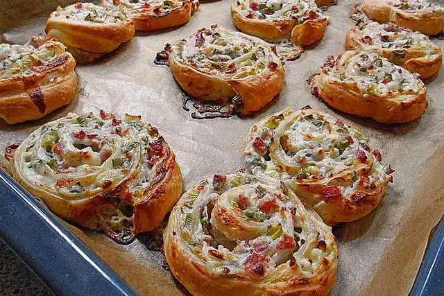 Rețetă de rulou Flammkuchen pentru prânz, foarte simplu!