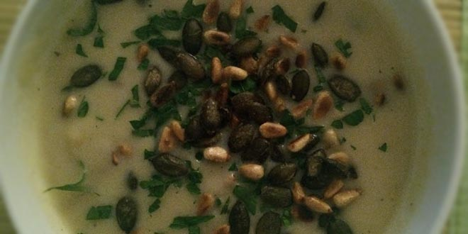 Supă de conopidă (Low Carb, săracă în grăsimi, rapidă, simplă)