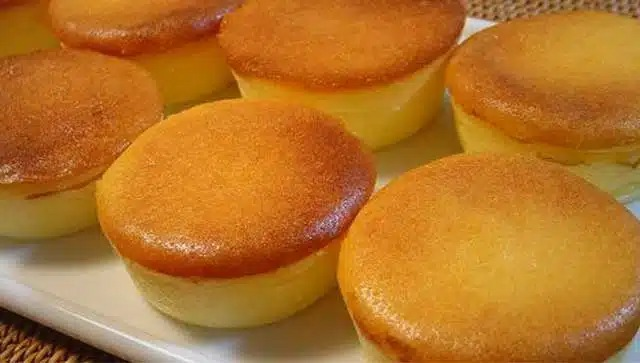 Rețetă de brioșe cu cheesecake