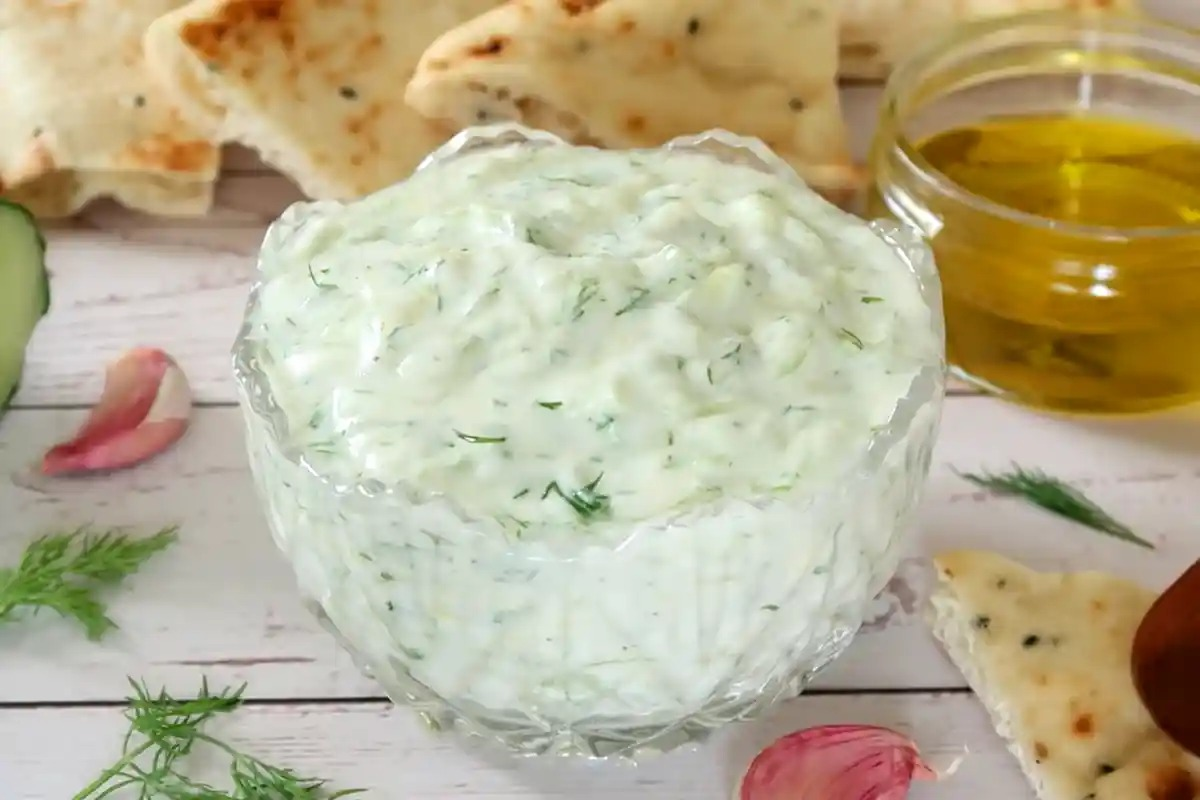 Rețetă de tzatziki, la fel de gustos ca la greci!