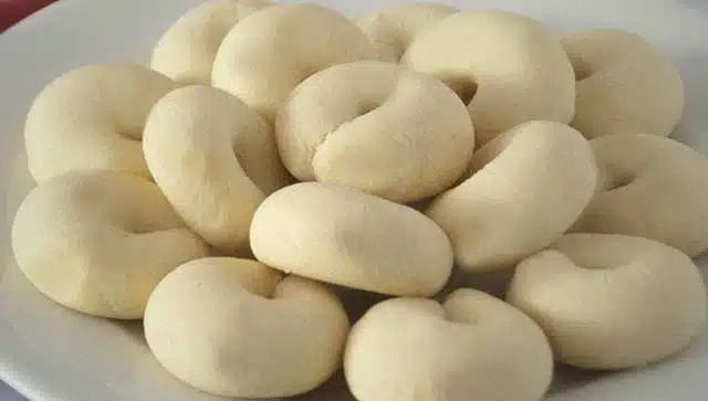 Rețetă de prăjituri de Crăciun cu frișcă