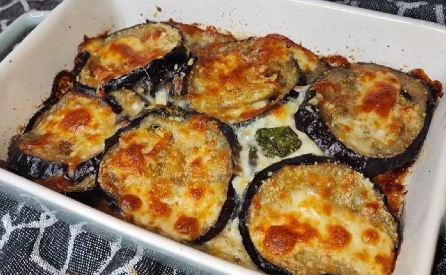 A fost exact rețeta de vinete pe care o căutam: delicioasă, ușoară și foarte gustoasă | Doar 160 Kcal!