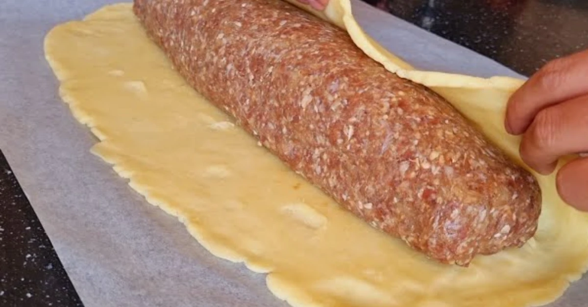 Ruladă de carne în aluat crocant: Rețetă fabuloasă pentru prânzul de duminică!