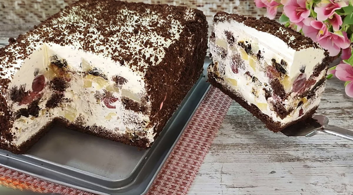 Celebrul tort cremos PANCHO: Dintr-o singură tavă am obținut până la 20 de porții!