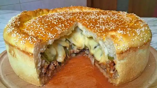 Rețetă de prăjitură cheeseburger