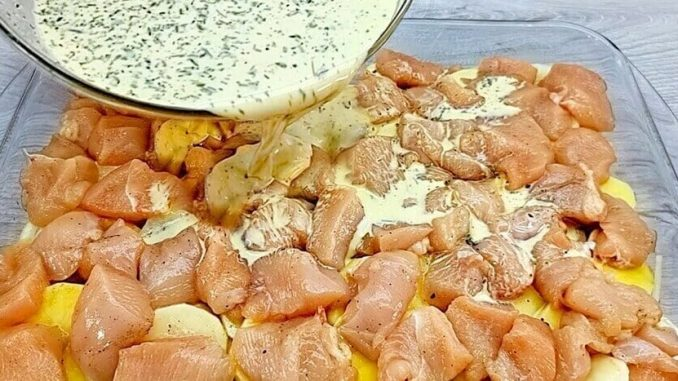 Rețetă de gratin de cartofi cu pui, aș putea mânca în fiecare zi!