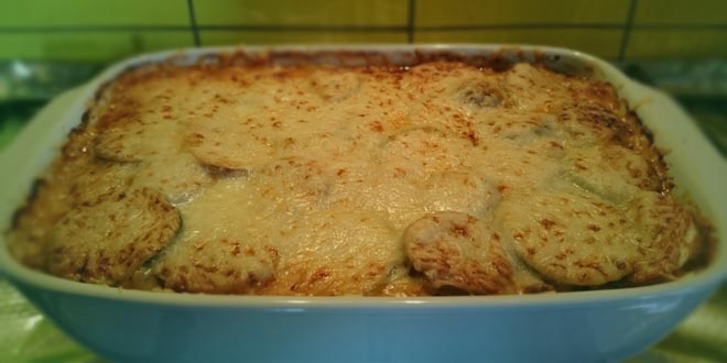 Lasagna de dovlecei low carb cu carne tocată