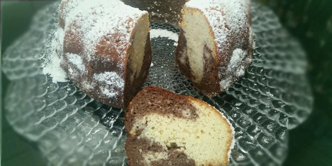 Chec marmorat low carb (nici cei care nu țin low carb nu îl vor refuza, iar aluatul este potrivit și pentru brioșe)