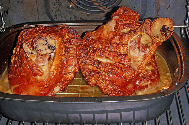 Ciolan de porc prăjit