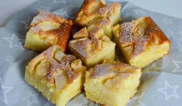 Rețetă fantastică de plăcintă cu mere preparată în 10 minute!