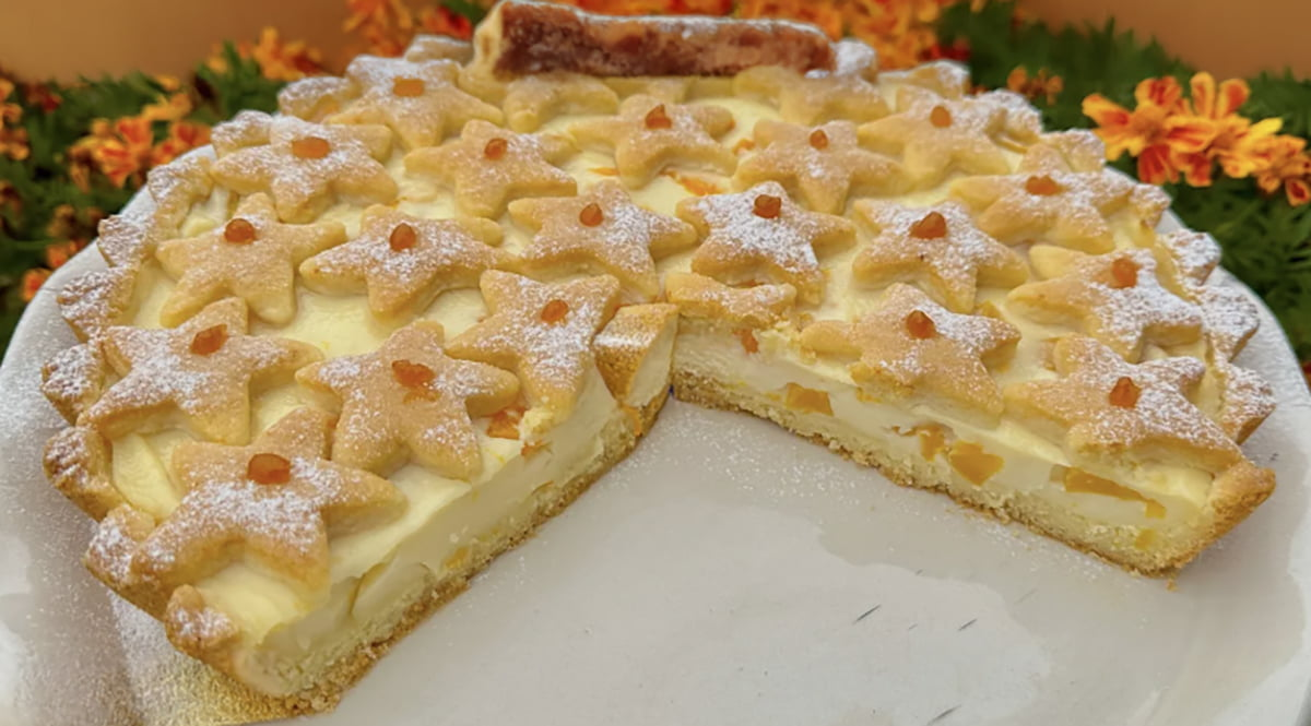 Super prăjitură italiană cremoasă cu piersici: Rețetă simplă pentru un desert pe placul ochiului