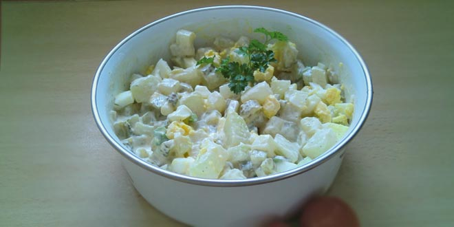 Salată Low Carb de Gulii (Pseudo-salată de cartofi din gulii)