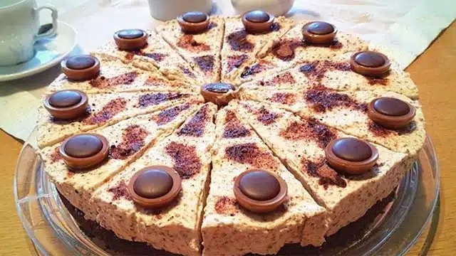 Rețetă de prăjitură cu alune Toffifee