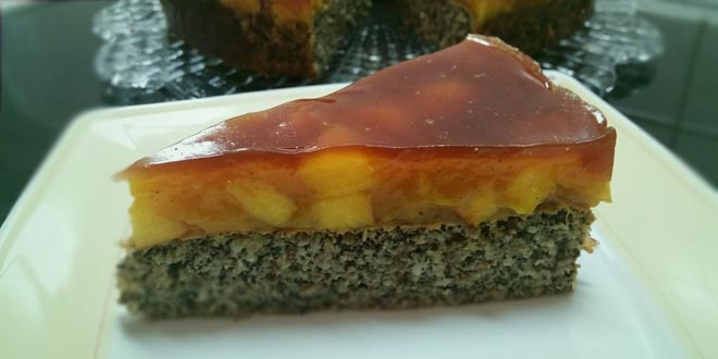 Chiakuchen cu piersici și mac, cu jeleu de fructe