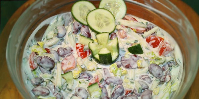 Salată de iaurt cu fasole roșie low carb