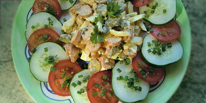 Salată de ouă cu cârnați Krümeltigers (Cină low carb pentru sezonul cald)