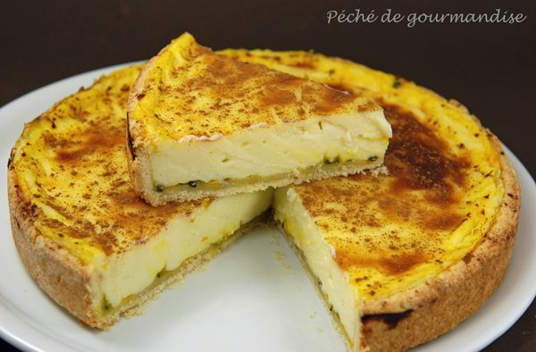Tartă cu fructul pasiunii