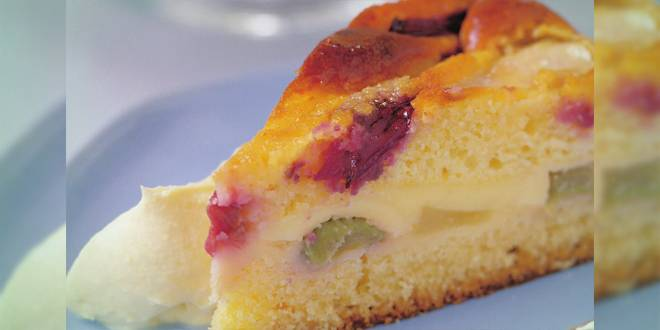 Prăjitură delicioasă cu rubarbă (LowCarb)