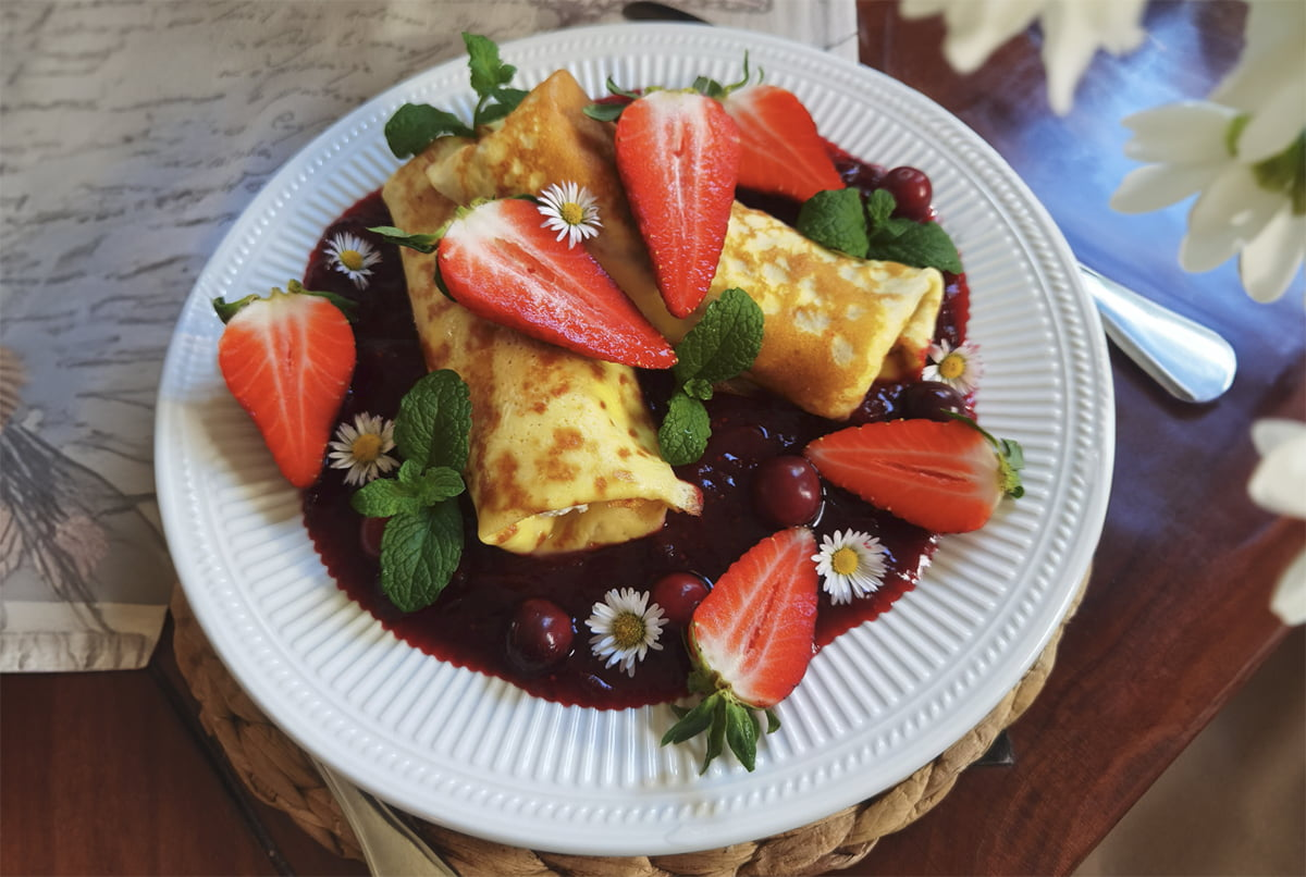 Rapid, simplu și irezistibil de gustos: Clătite sărace în calorii, fără făină și zahăr, pe care le vei îndrăgi!