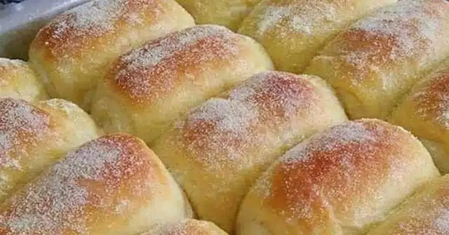 Chifle cu iaurt fără timp de dospire – rețetă