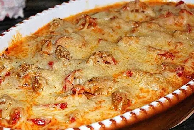 Gyros cu sos Metaxa rețetă