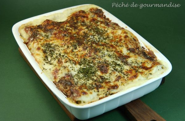 Cannelloni gratinat cu broccoli, bacon și broccoli