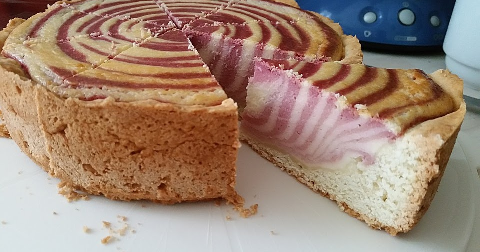 Zebra cheesecake cu zmeură