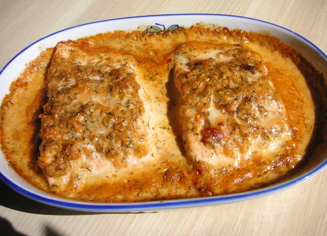 Gratin de somon cu smântână