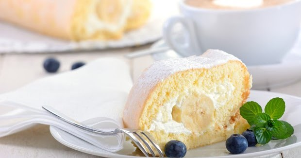 Rulou de biscuiți cu banane