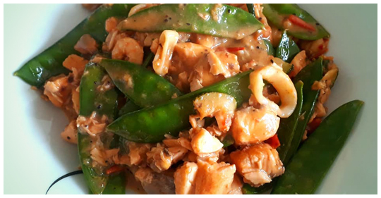 Tigaie de fructe de mare cu foarte puțini carbohidrați