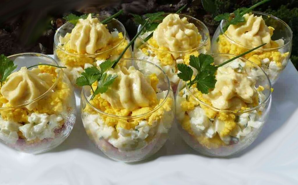 Rețetă pentru ouă Mimosa în verrine, o idee originală