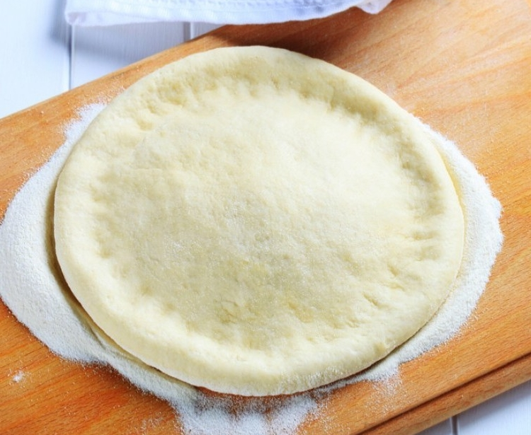 Aluat de pizza ușor cu Thermomix