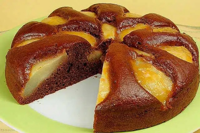 Rețetă de tort cu ciocolată și pere