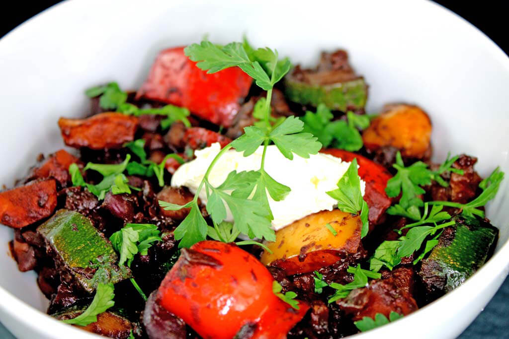 Chili vegetarian cu ciocolată neagră