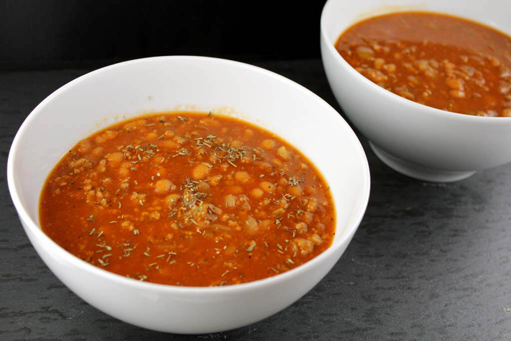 Tocană de fasole cu fasole albă