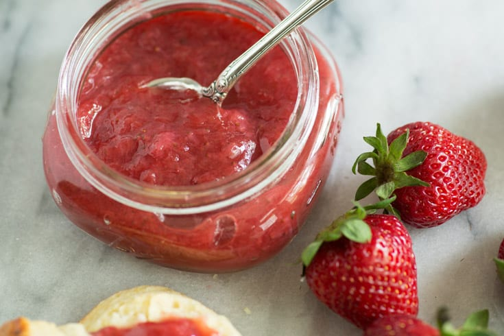 Marmeladă de căpșuni și rubarbă cu Thermomix
