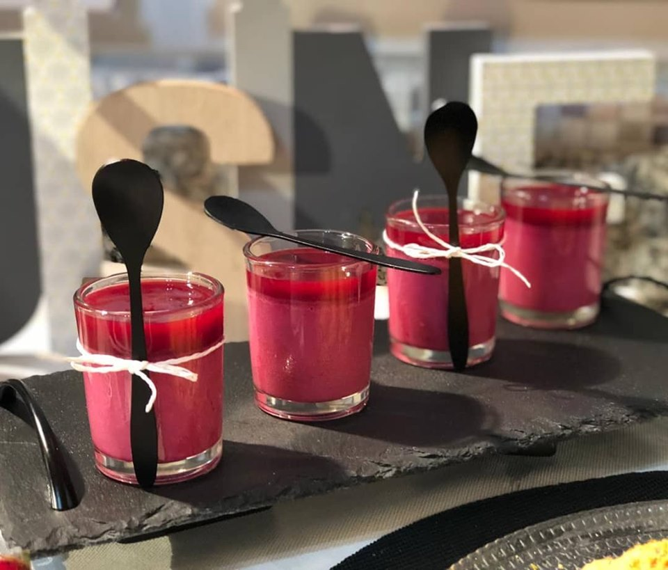 Panna Cotta de sfeclă roșie