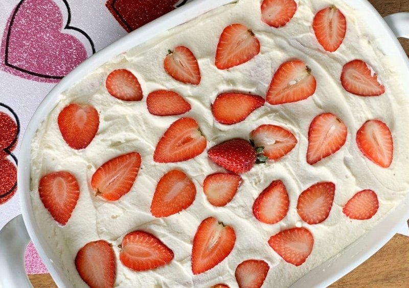 Tiramisu cu căpșuni și ciocolată albă făcut cu Thermomix