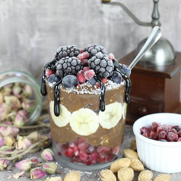 Fulgi de ovăz vegani preparați peste noapte