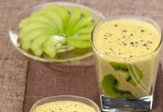Kiwi-Spumă cu Thermomix