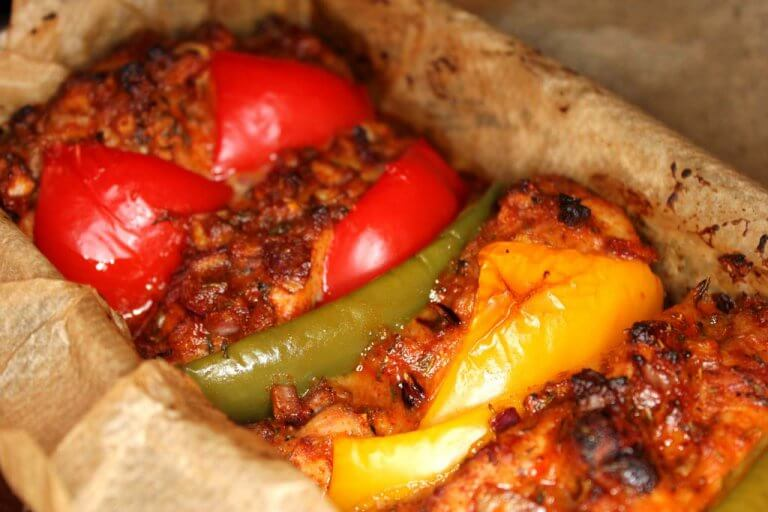 Friptură de frigăruie din carne de curcan