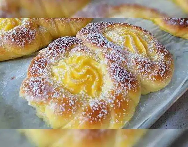 Rețetă de prăjiturele cu budincă: gust garantat ca de la brutărie!