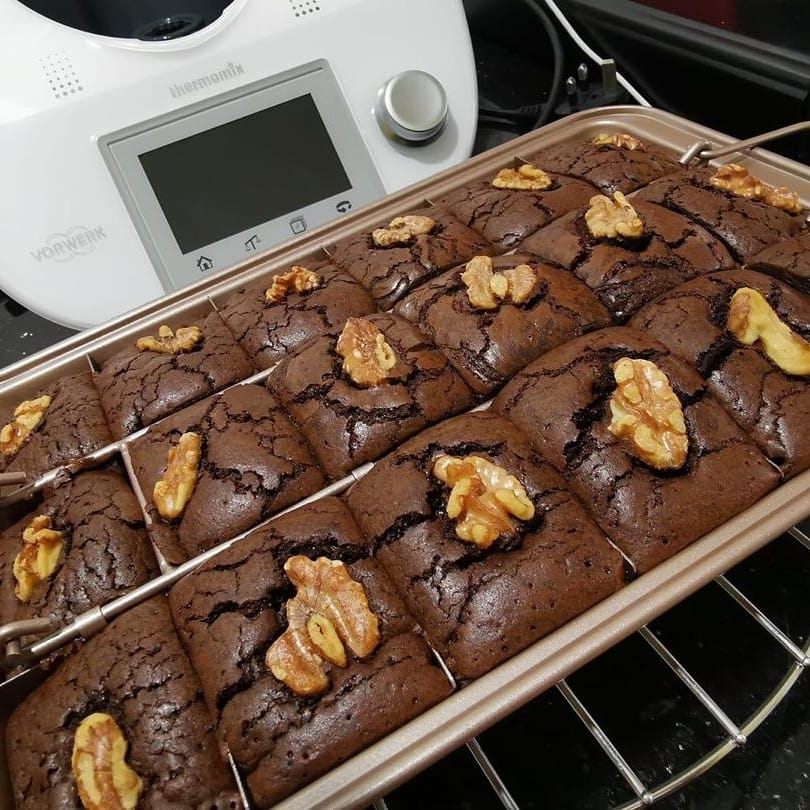 Cel mai bun rețetă pentru brownie-uri pufoase cu ciocolată, preparate cu Thermomix
