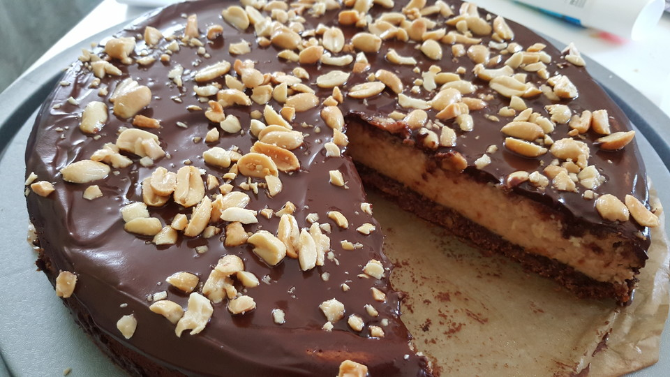 Cheesecake All American cu ciocolată și unt de arahide