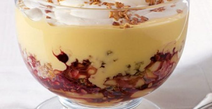 Spekulatius-Toffee-Trifle se traduce în română prin: Trifle cu Spekulatius și Toffee.