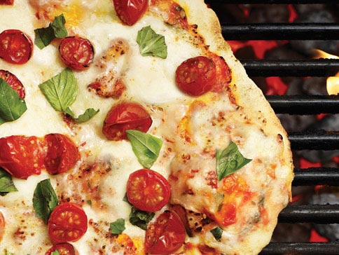 Pizza Margherita cu conopidă