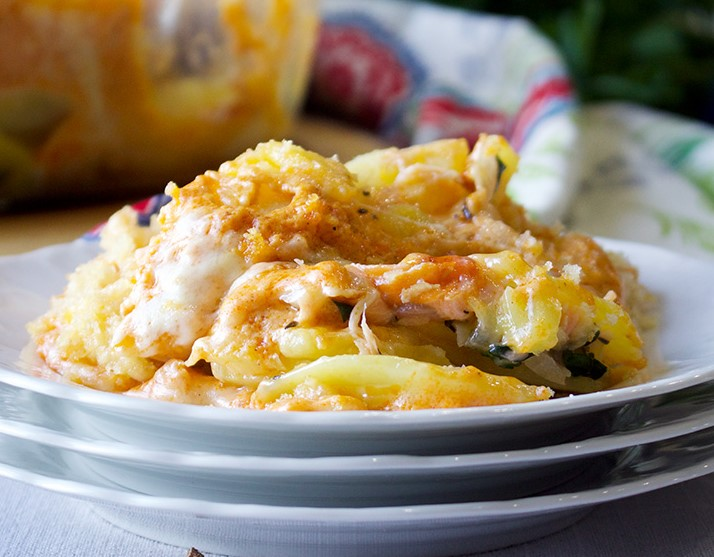 Gratin de cartofi cu somon afumat